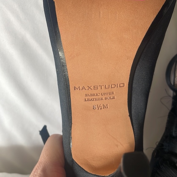 New Max Studio Heels - Picture 5 of 7